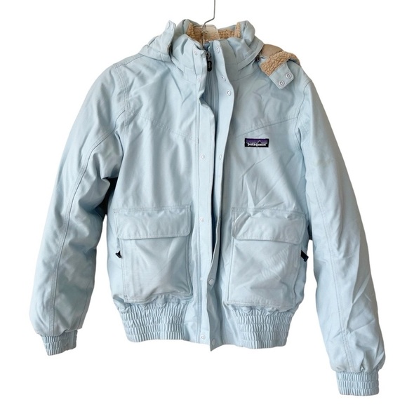 PATAGONIA woman’s short hooded Jacket